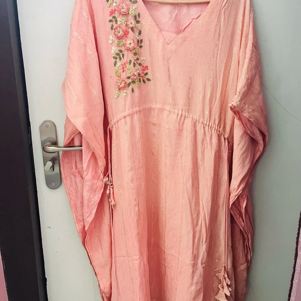 Peach kaftan kurta - Picture 10 of 11